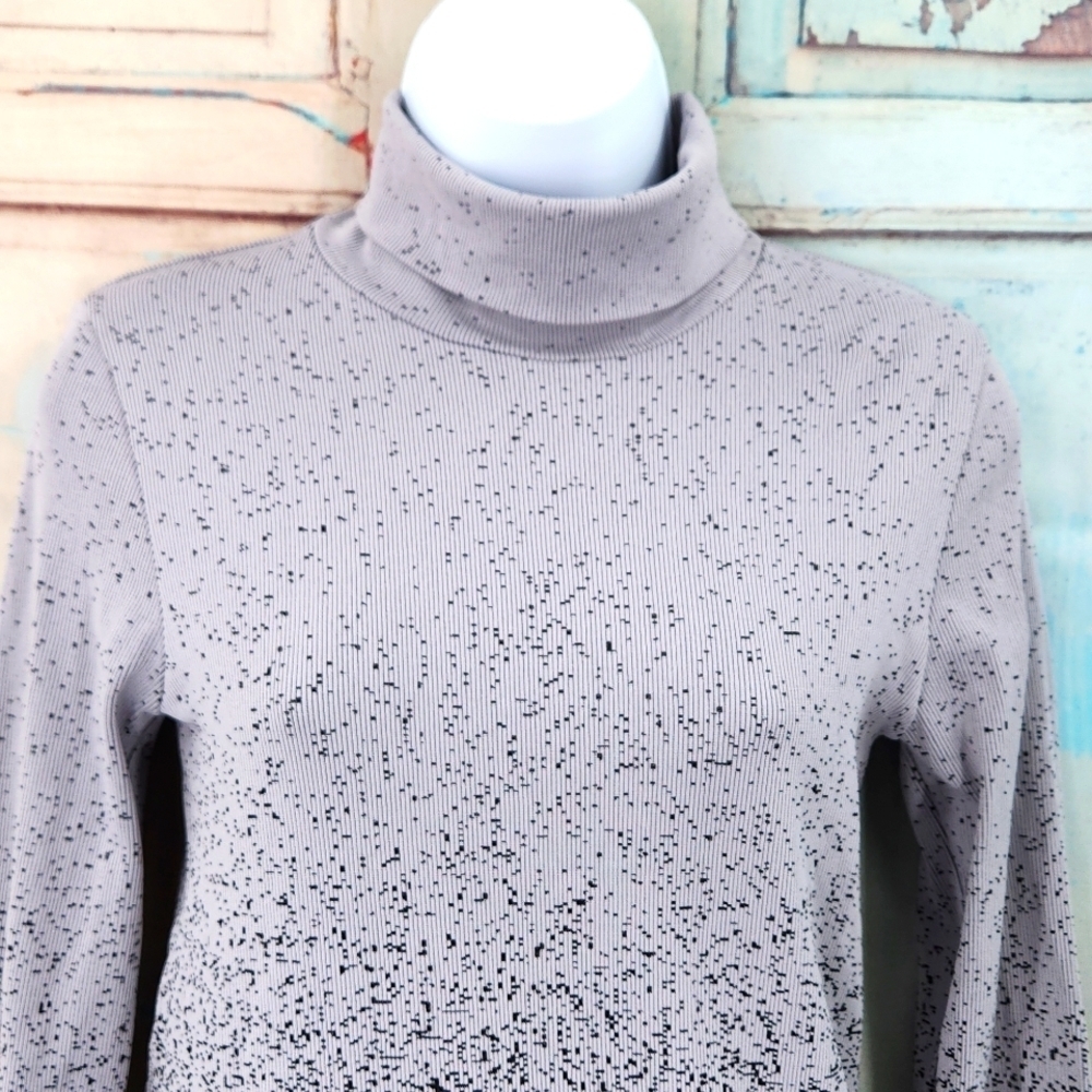 Athleta Flurry Gradient Base Layer Ombré Turtleneck Long Sleeve Top - Picture 3 of 8
